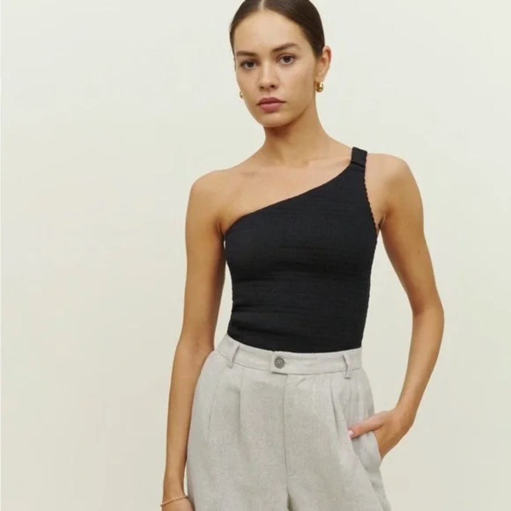 Reformation Holly One-Shoulder Shirred Linen Tank